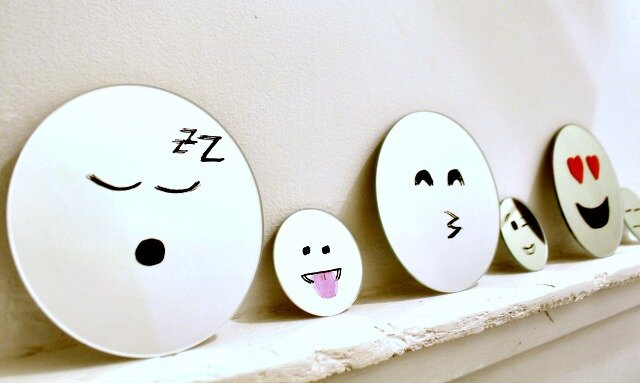 emoji mirrors diy